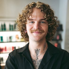 Josh – Senior Stylist, Logan 14